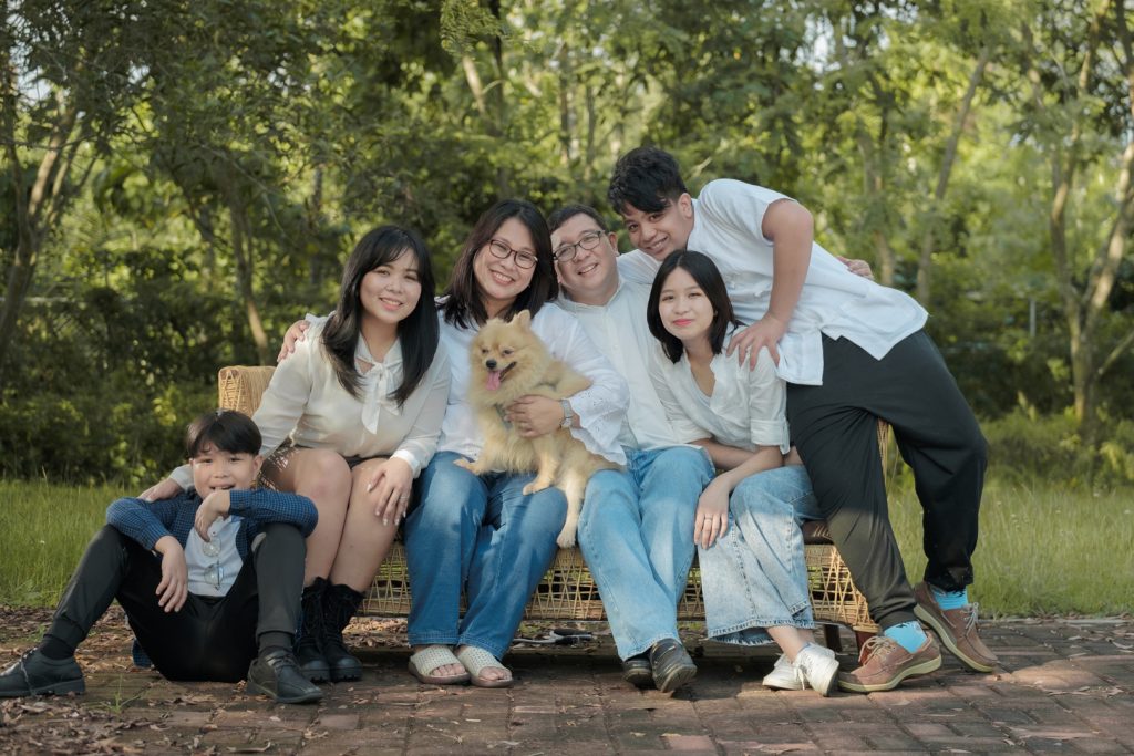 The Quitain Family – photo 7 by James Historia Photography